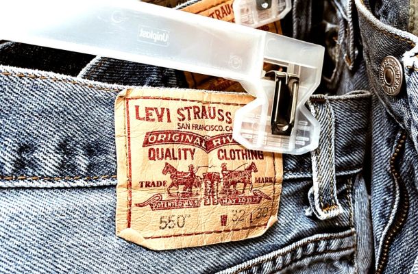 Levi's logo