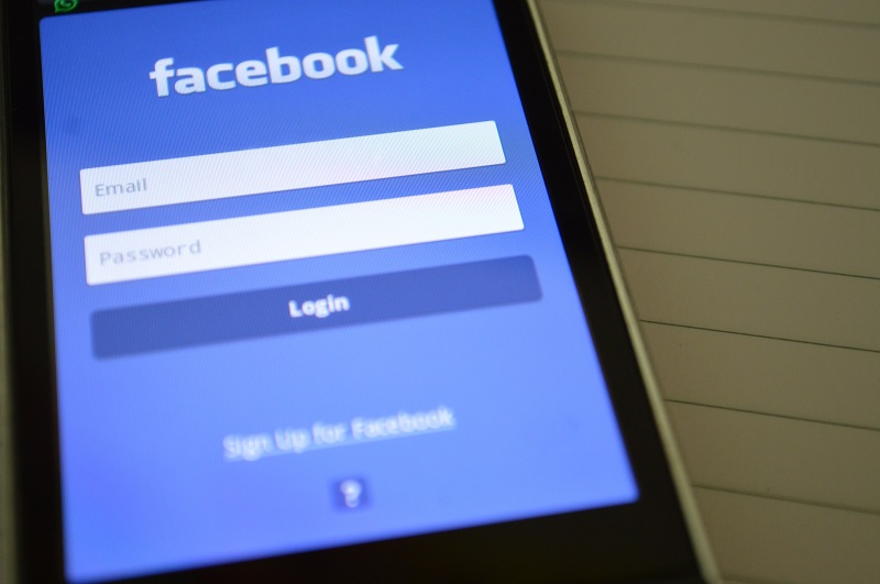 The Evolution and Impact of the Facebook App: 7 Points Comprehensive Overview