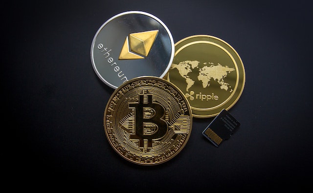What is Cryptocurrency - Advantages and Challenges